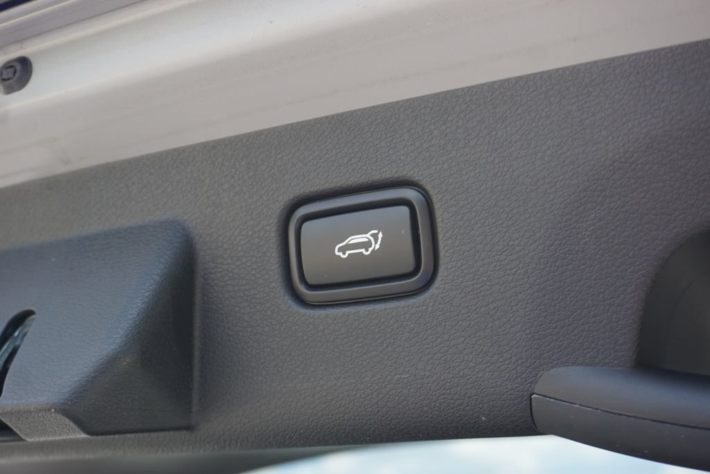 Used 2026 Kia Sportage EX w/ EX Panorama Roof Package FWD image 34