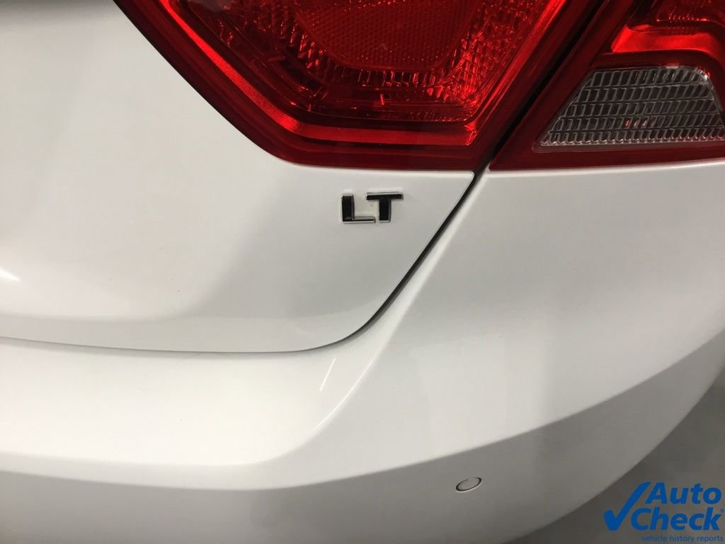 Used 2016 Chevrolet Impala LT w/ Convenience Package image 15