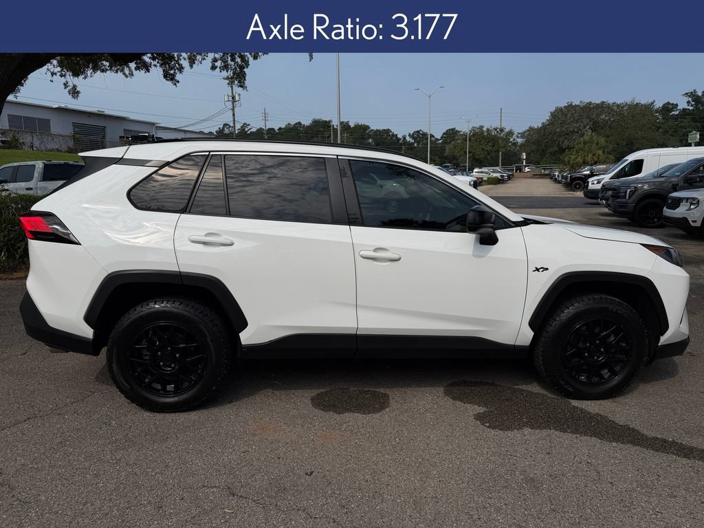 Used 2021 Toyota RAV4 LE FWD image 6
