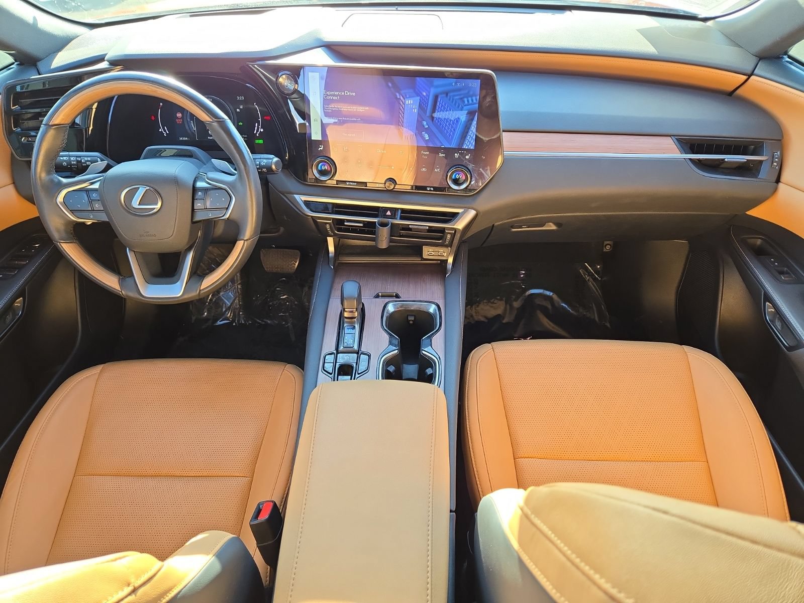 Used 2023 Lexus RX 350 w/ Cold Area Package AWD/4WD image 16