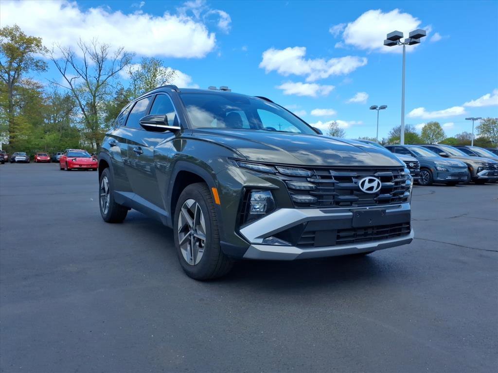 Certified 2025 Hyundai Tucson SEL AWD/4WD image 3