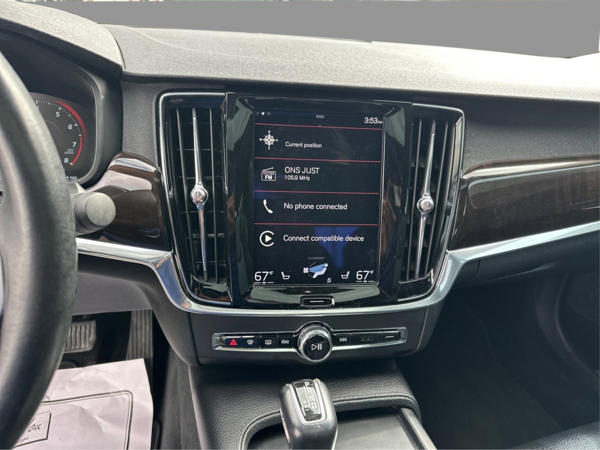 Used 2017 Volvo S90 T6 Momentum w/ Vision Package AWD/4WD image 37