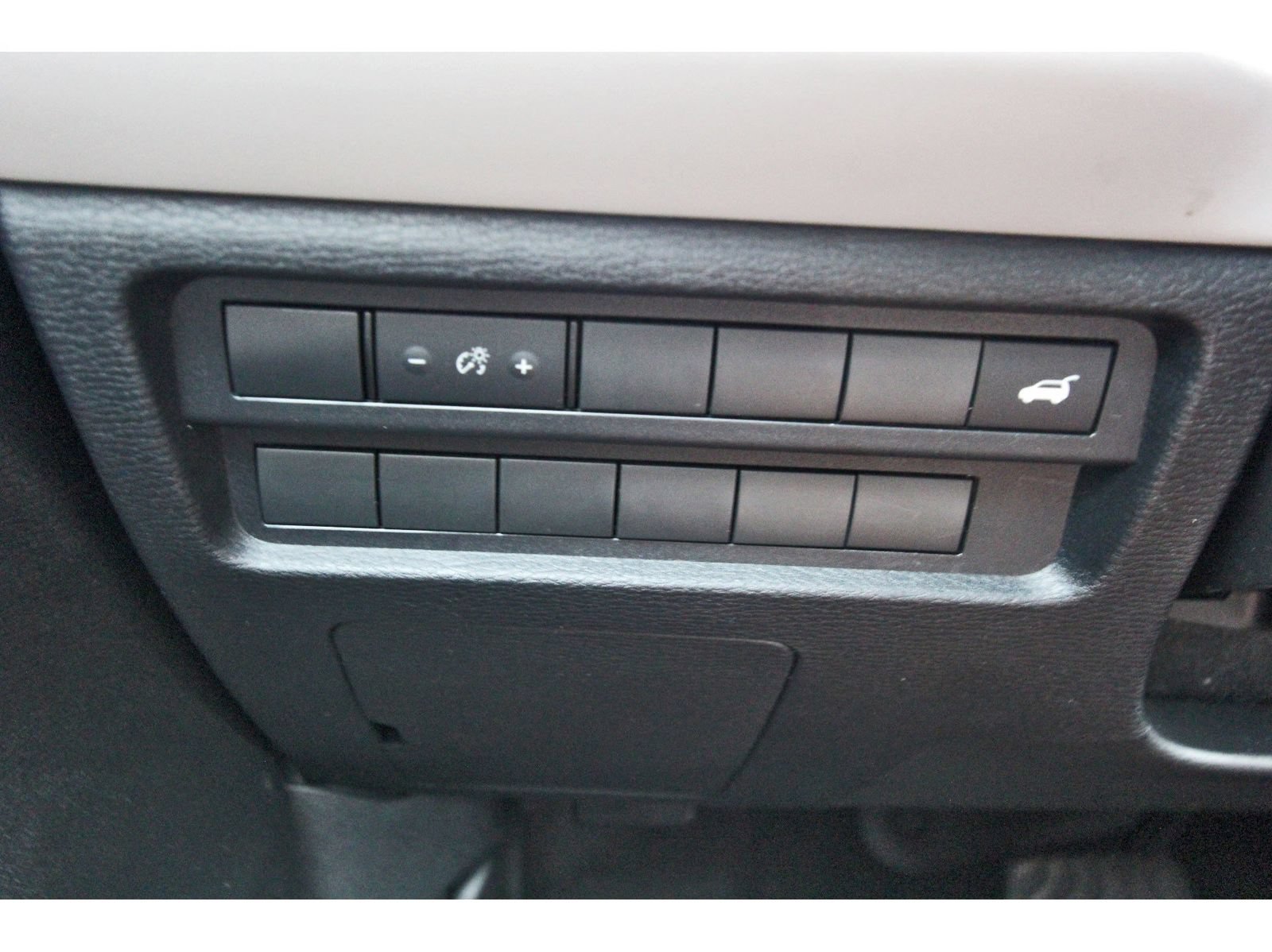 Used 2023 Mitsubishi Outlander SEL FWD image 23