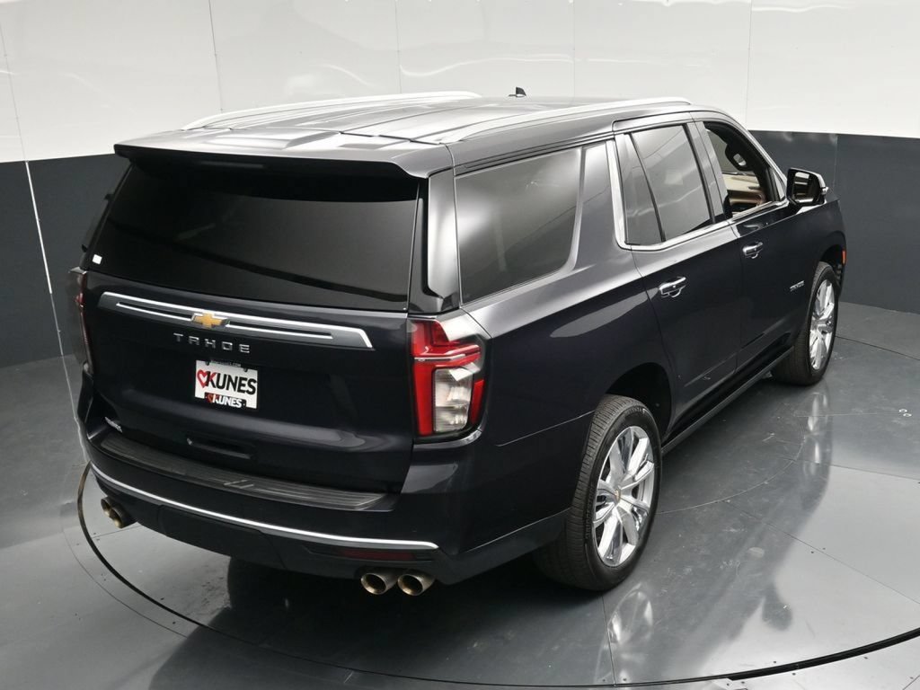 Used 2022 Chevrolet Tahoe High Country w/ Premium Package 2 AWD/4WD image 46