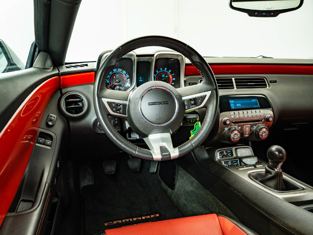 Used 2011 Chevrolet Camaro SS w/ RS Package RWD image 31