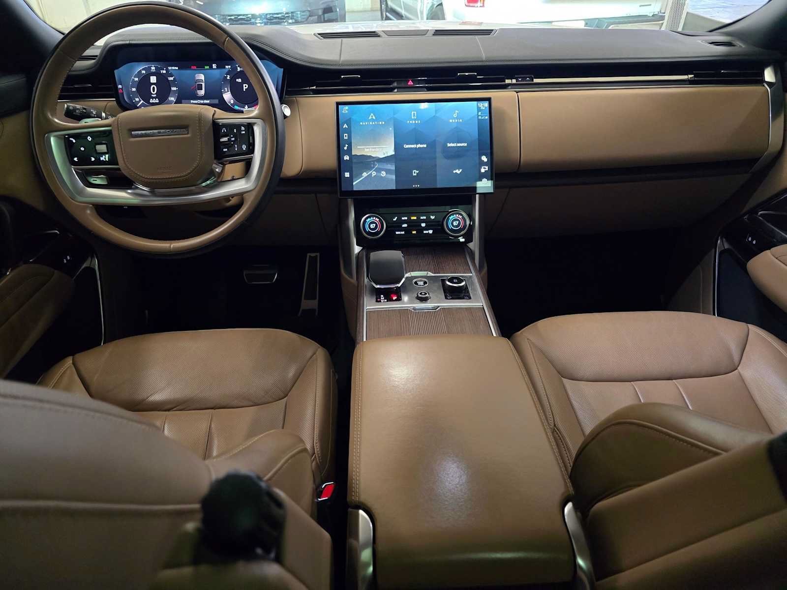 Used 2023 Land Rover Range Rover Autobiography AWD/4WD image 19