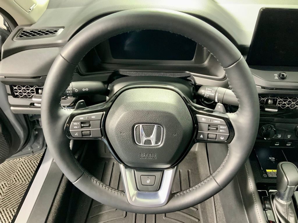 Used 2025 Honda Accord Touring image 25