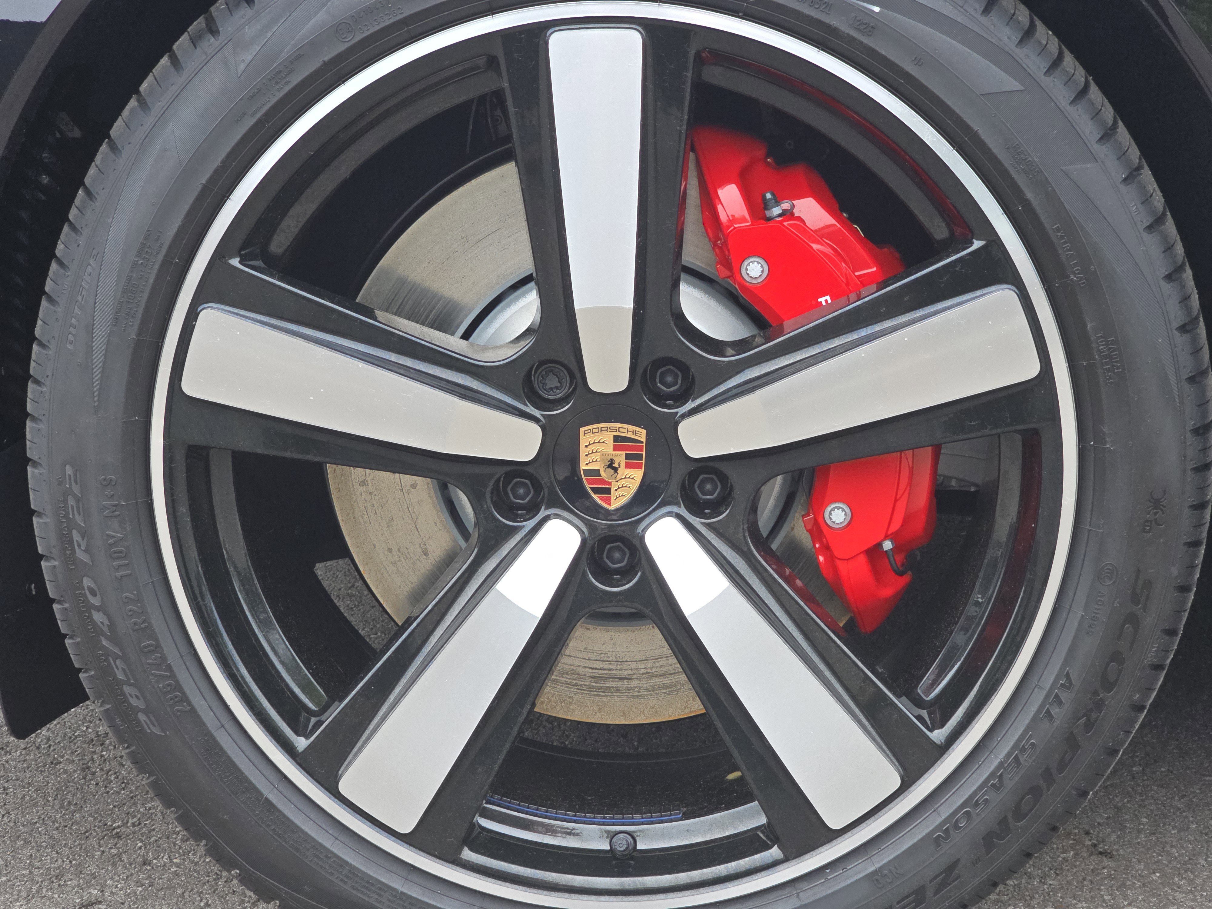 New 2026 Porsche Cayenne S AWD/4WD image 18