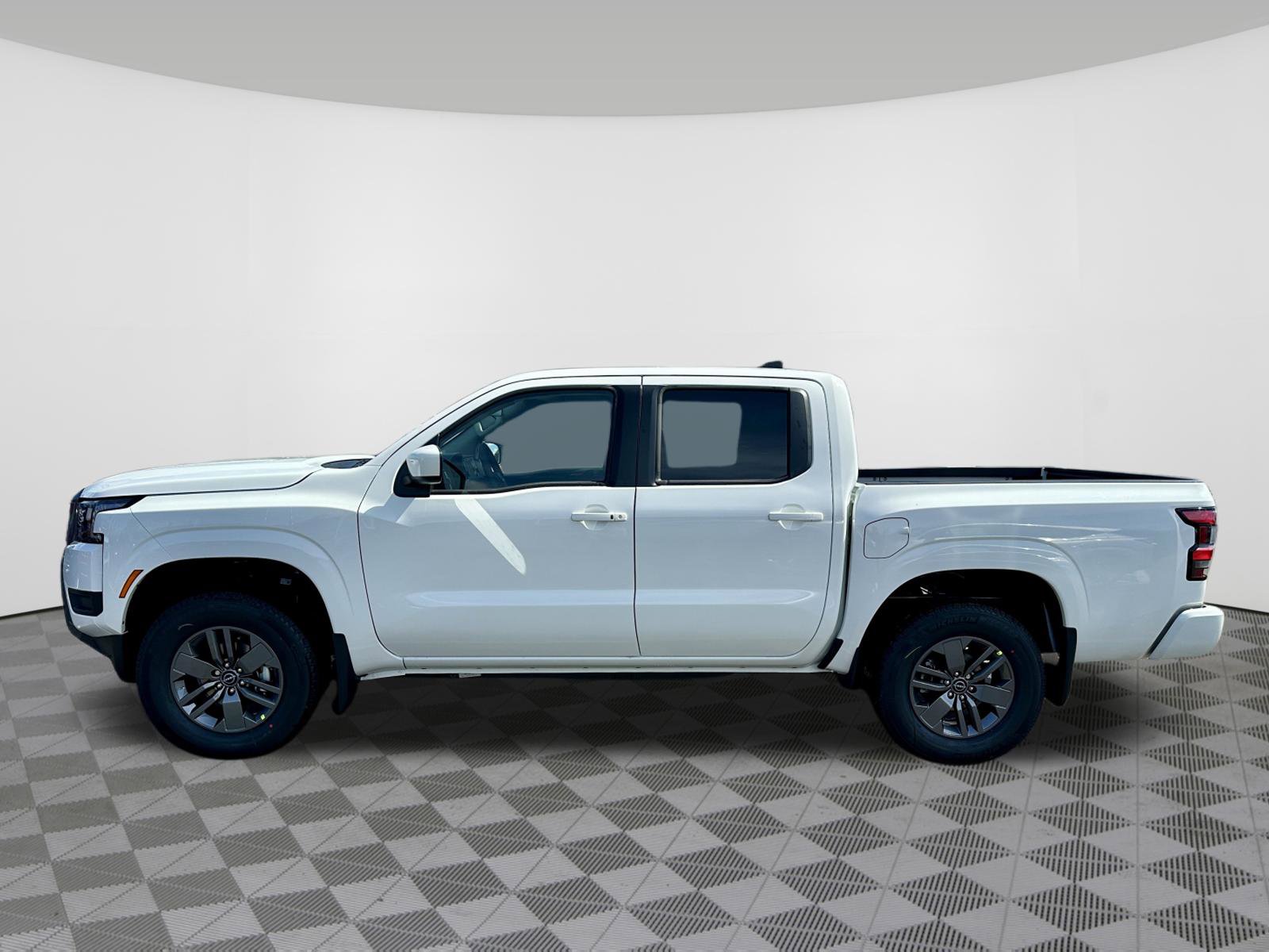 New 2026 Nissan Frontier SV AWD/4WD image 10