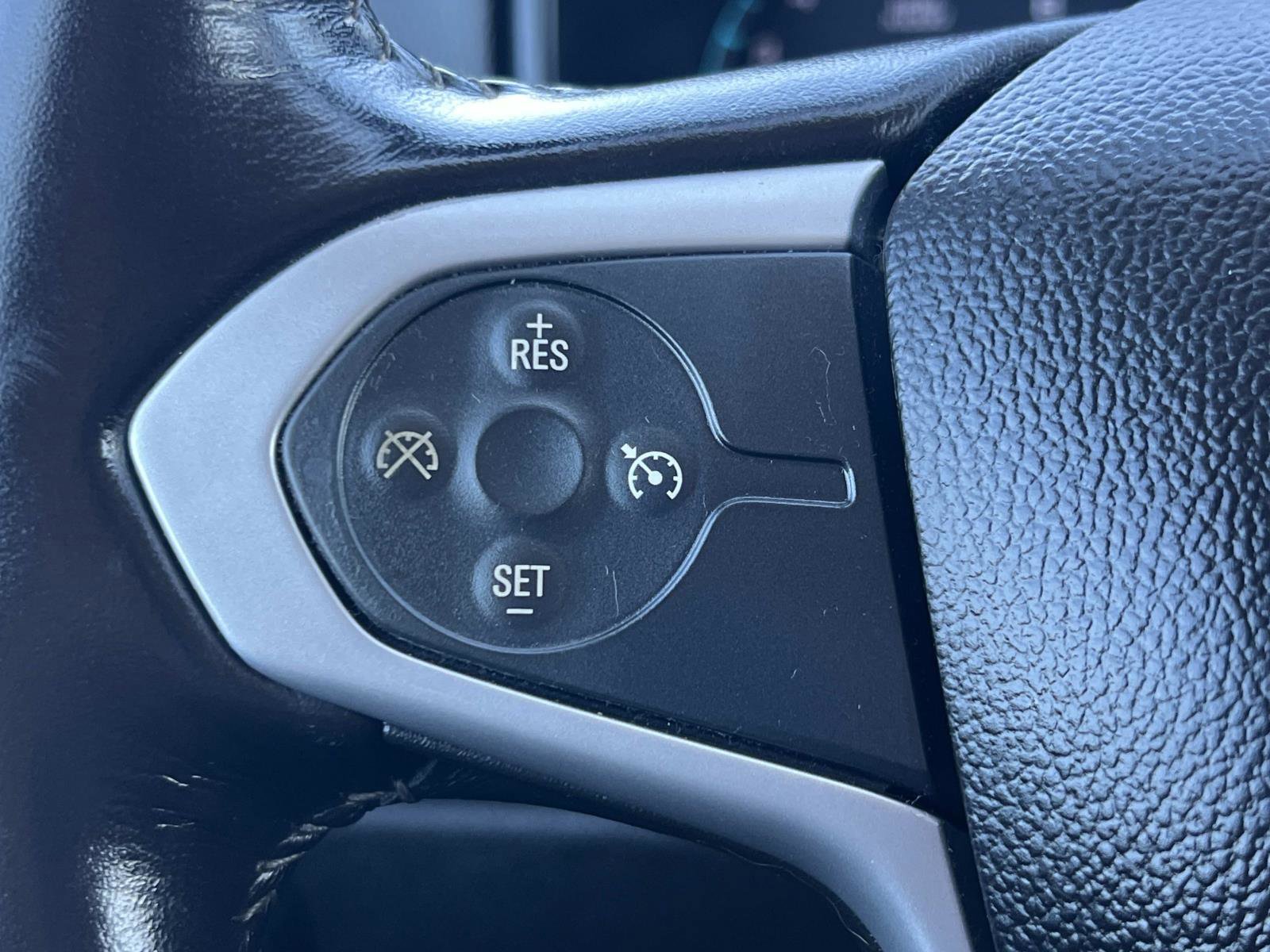 Used 2019 Chevrolet Colorado LT image 8