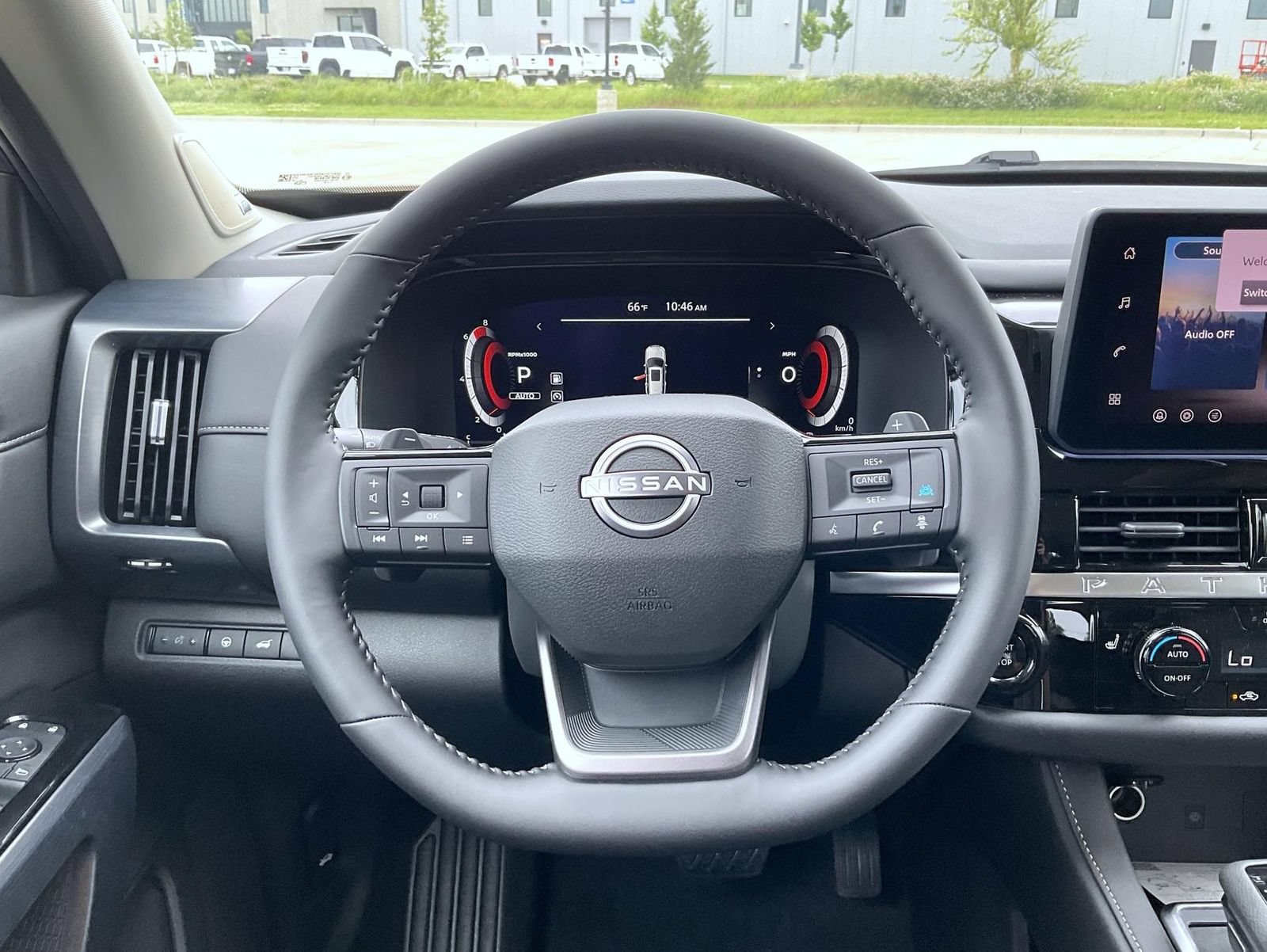 New 2026 Nissan Pathfinder SL w/ SL Premium Package AWD/4WD image 11