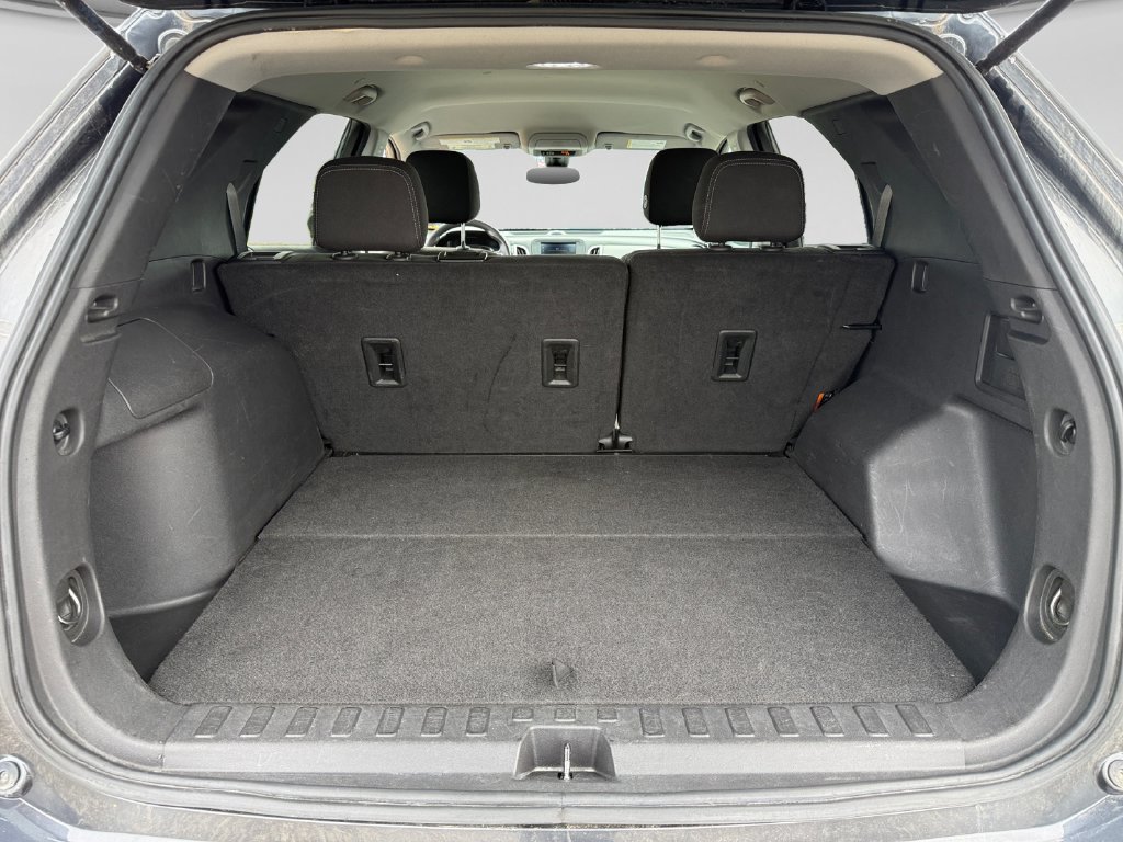 Used 2023 Chevrolet Equinox LT AWD/4WD image 42