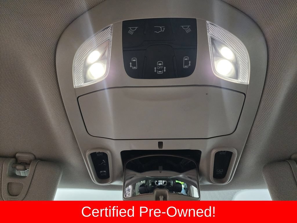 Certified 2023 Chrysler Pacifica Limited FWD image 23