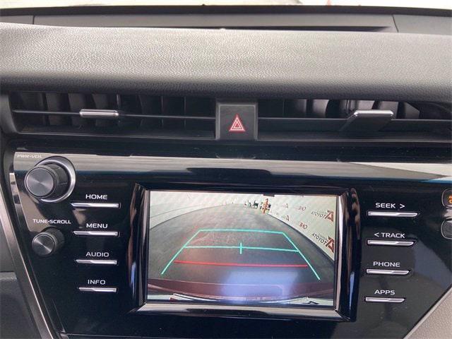 Certified 2018 Toyota Camry SE FWD image 17