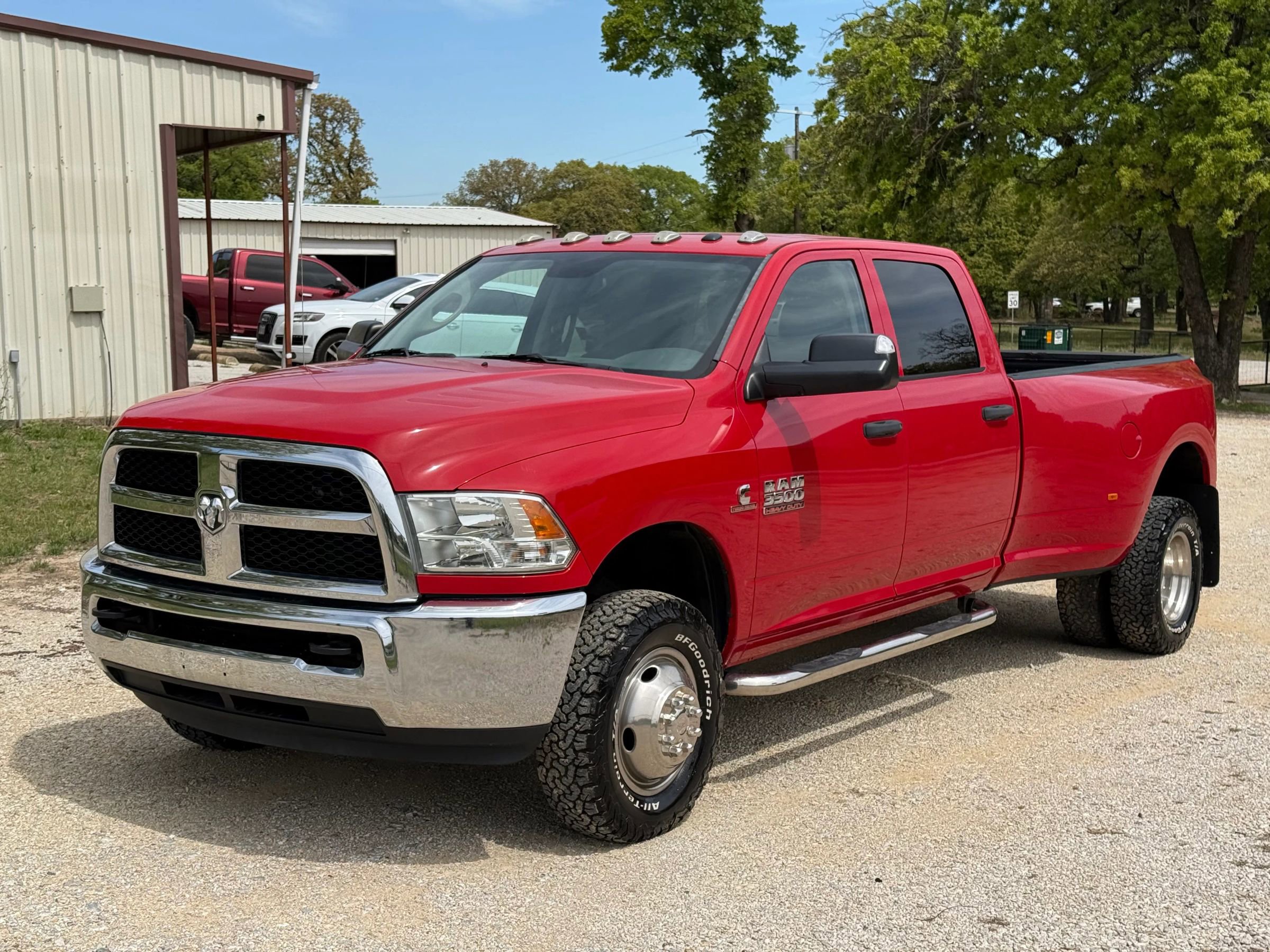Used 2018 RAM 3500 Tradesman w/ Chrome Appearance Group image 7