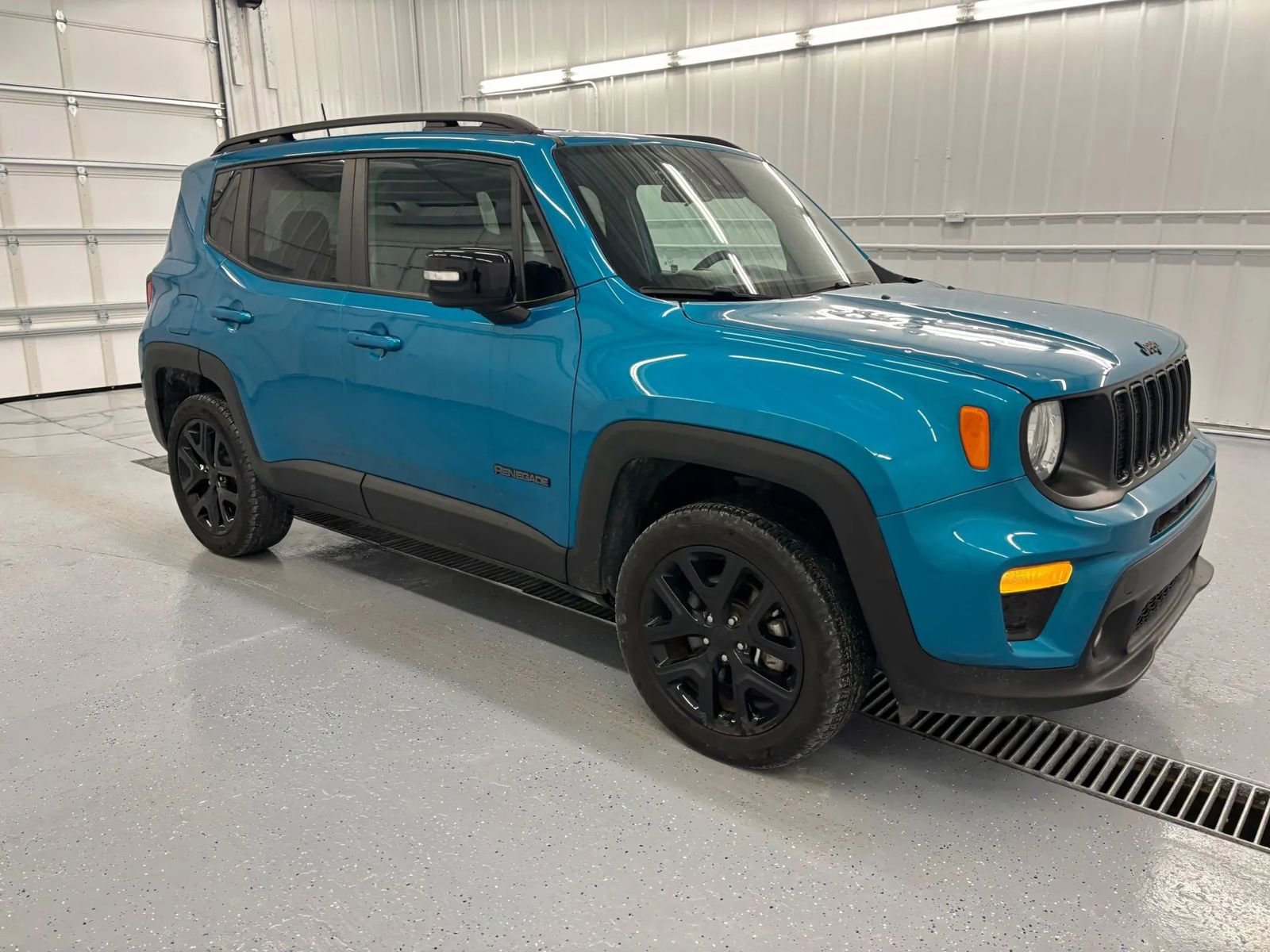 Used 2022 Jeep Renegade Altitude image 10