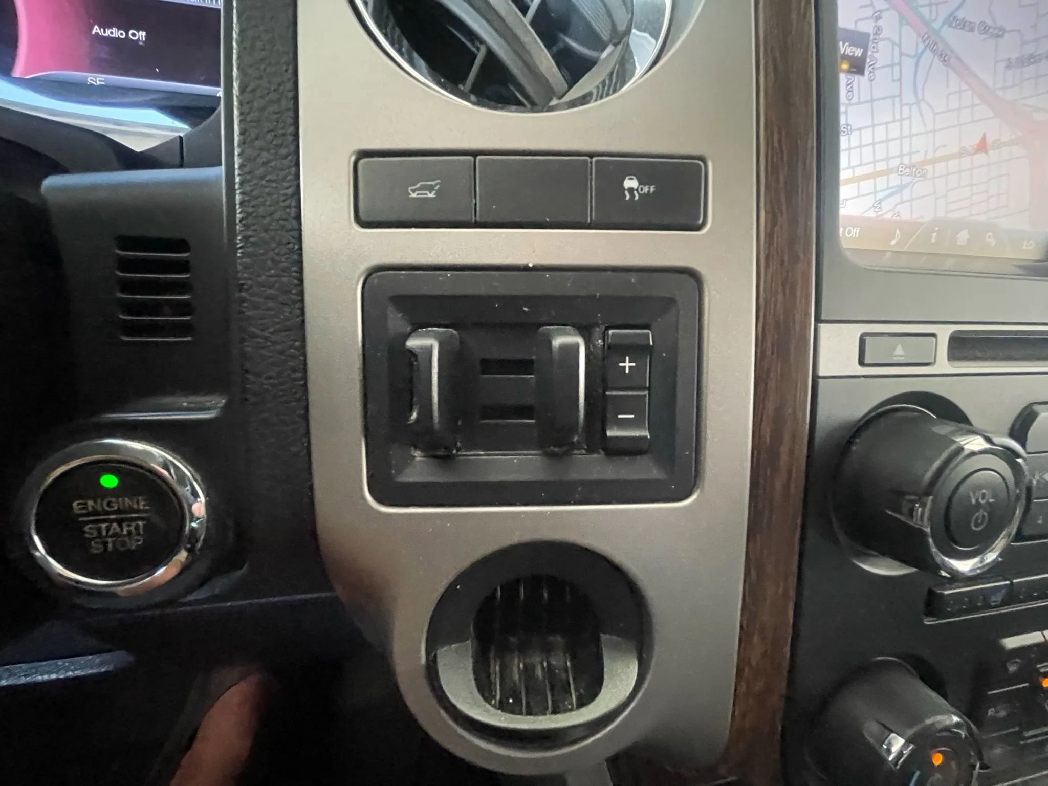 Used 2015 Ford Expedition EL King Ranch image 16