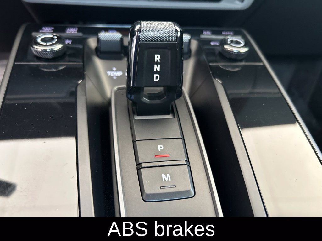 Used 2021 Porsche 911 AWD/4WD image 8