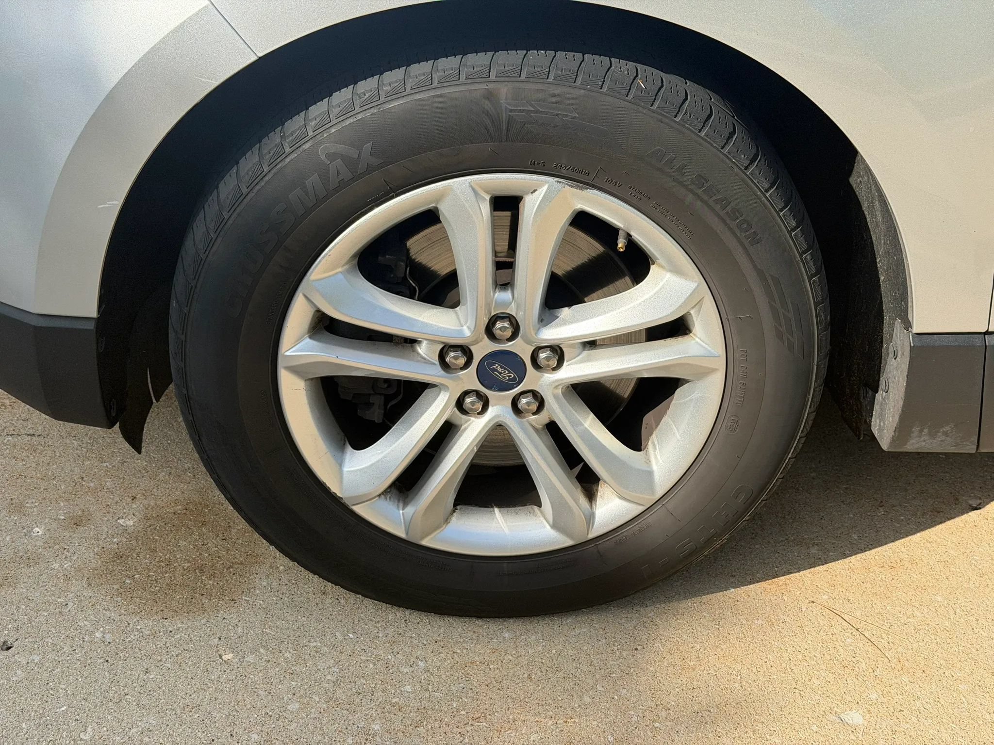 Used 2019 Ford Edge SEL w/ Equipment Group 201A AWD/4WD image 9