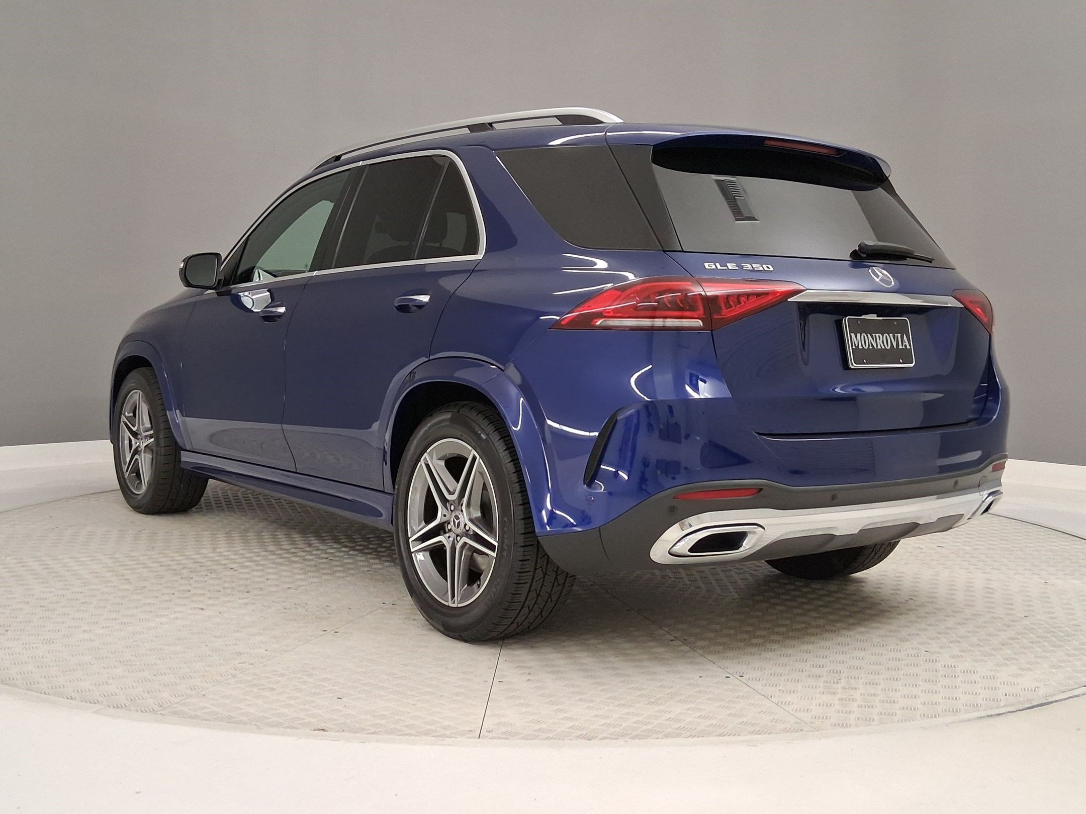 Used 2020 Mercedes-Benz GLE 350 image 3
