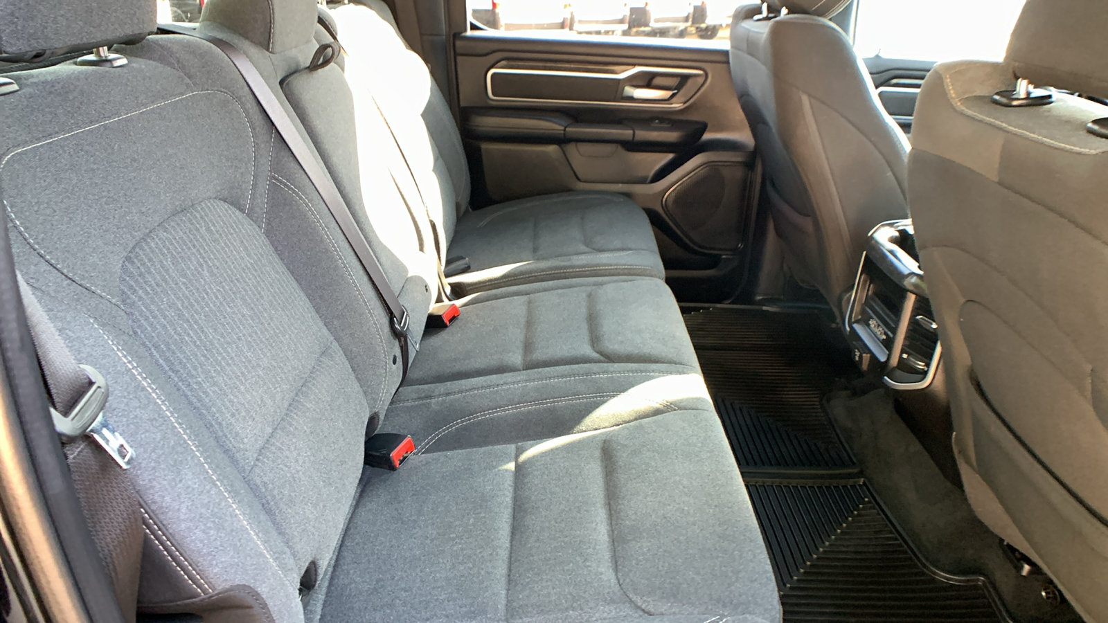 Used 2020 RAM 1500 Big Horn AWD/4WD image 28