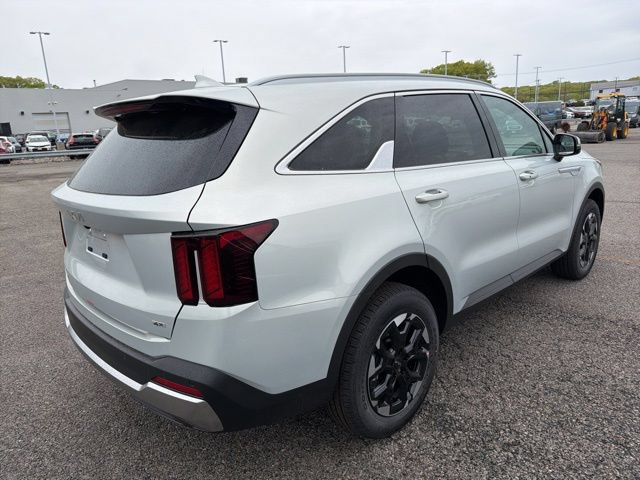 New 2026 Kia Sorento S AWD/4WD image 3