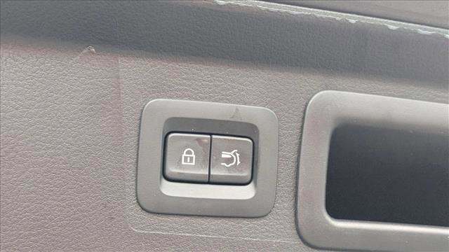 Used 2025 MAZDA CX-50 2.5 Hybrid w/ Premium Plus Pkg image 7