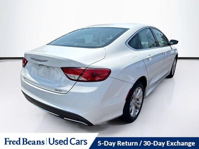 Used 2016 Chrysler 200 Limited FWD image 10