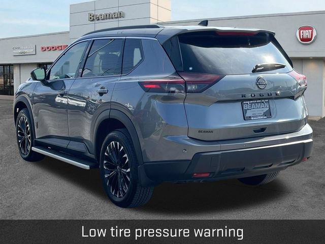 Used 2026 Nissan Rogue Dark Armor FWD image 5