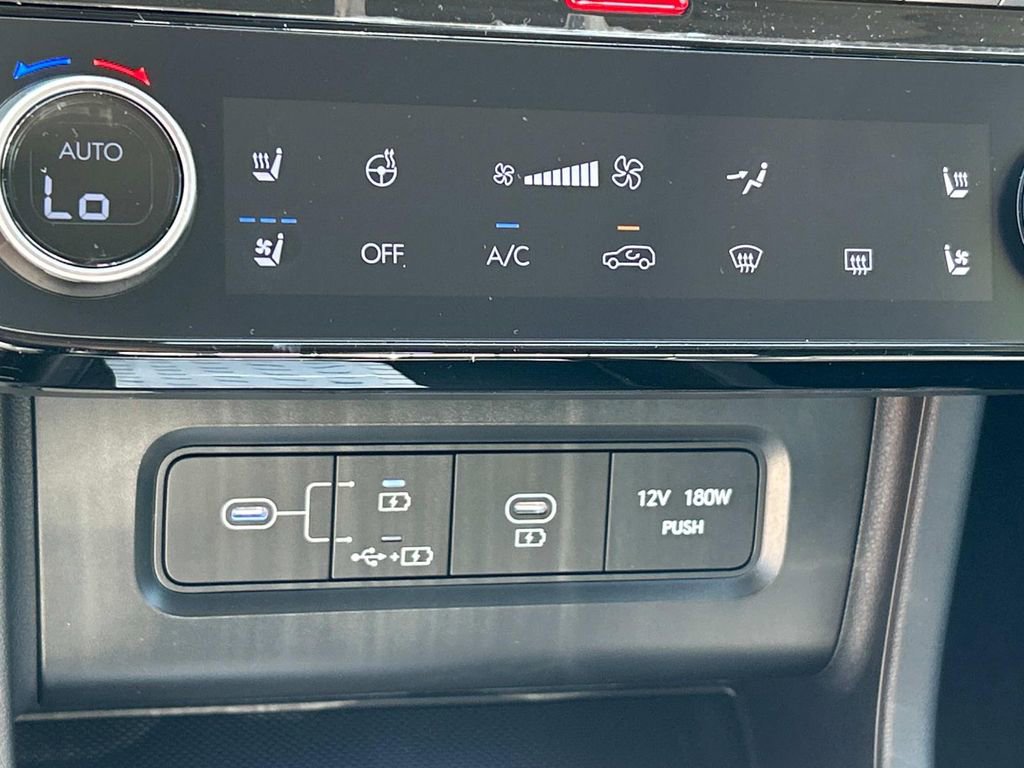 New 2025 Hyundai Tucson Limited AWD/4WD image 34