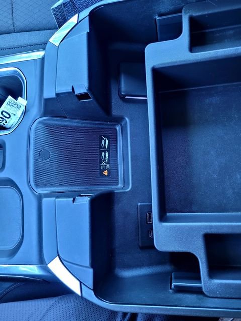 Used 2024 Chevrolet Silverado 1500 LT AWD/4WD image 20