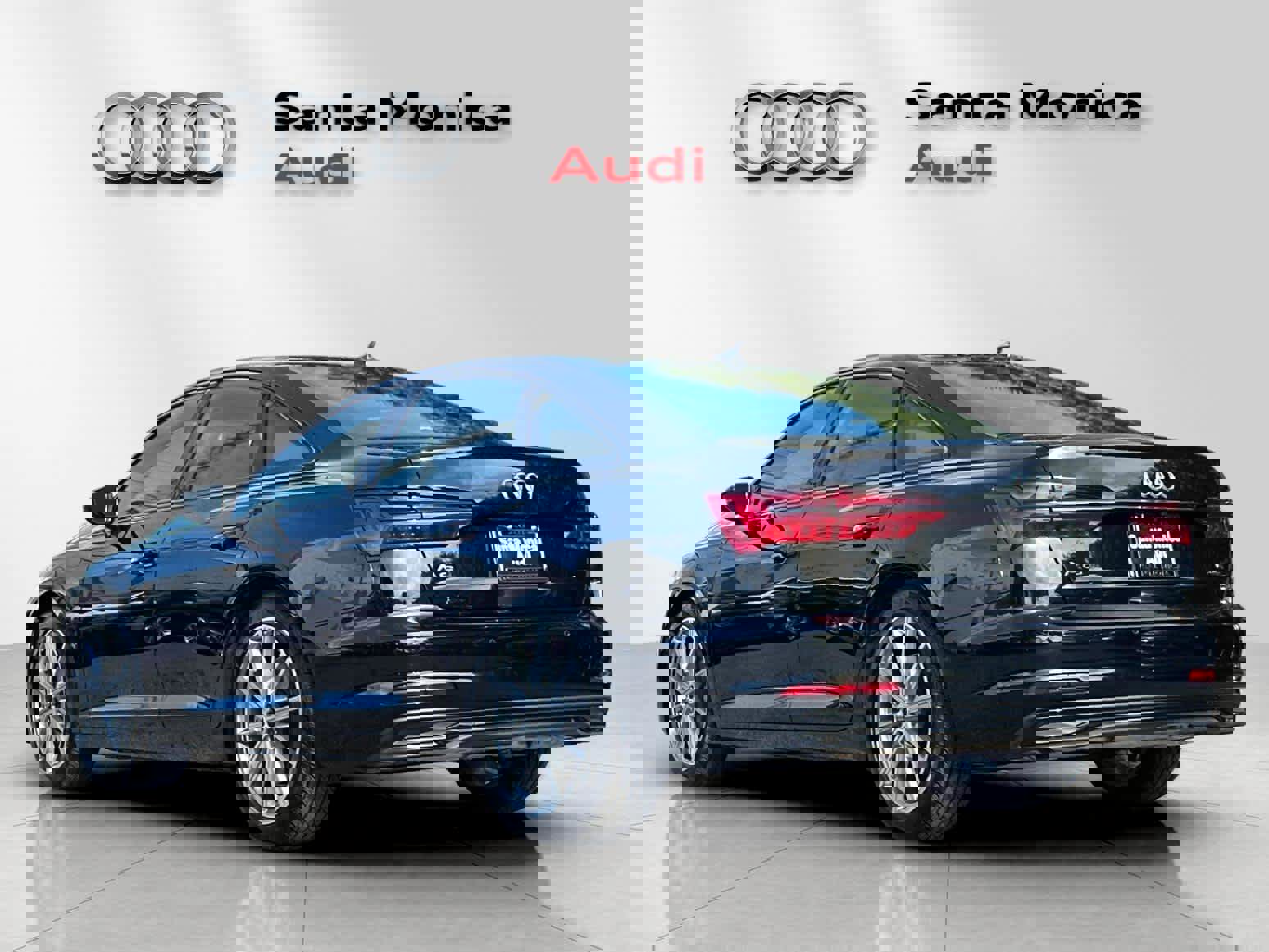 Used 2025 Audi A6 2.0T Premium w/ Convenience Plus Package image 6