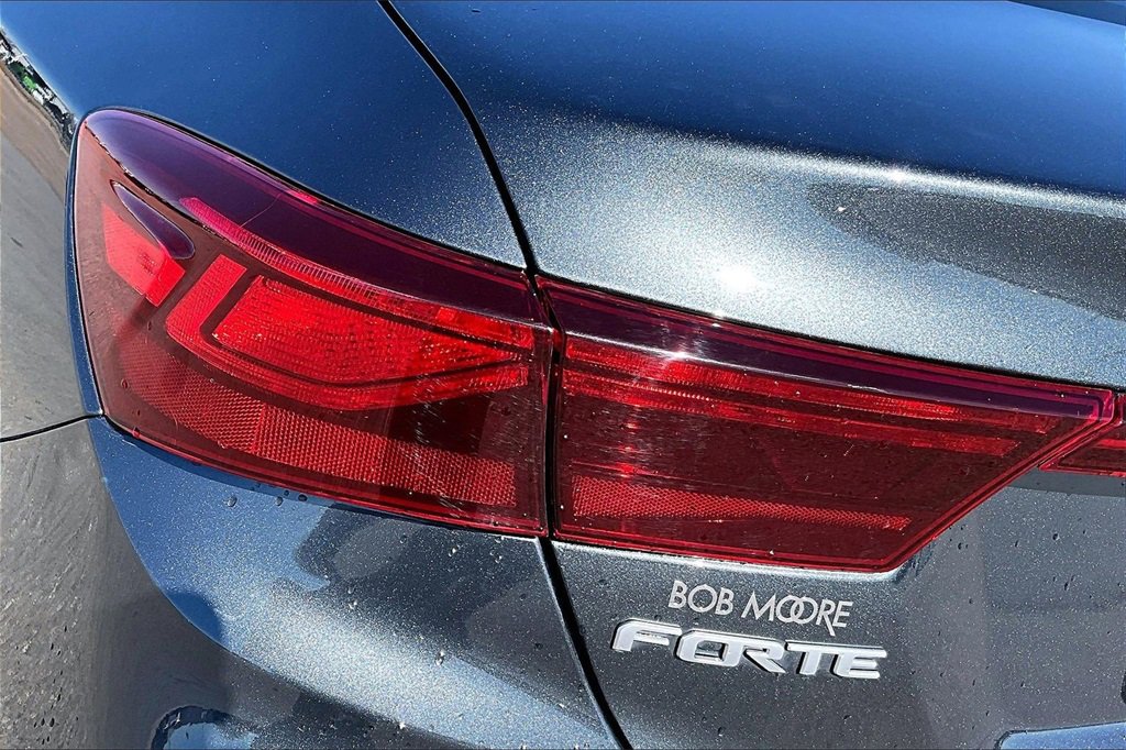 Used 2024 Kia Forte LXS w/ LXS Technology Package image 28