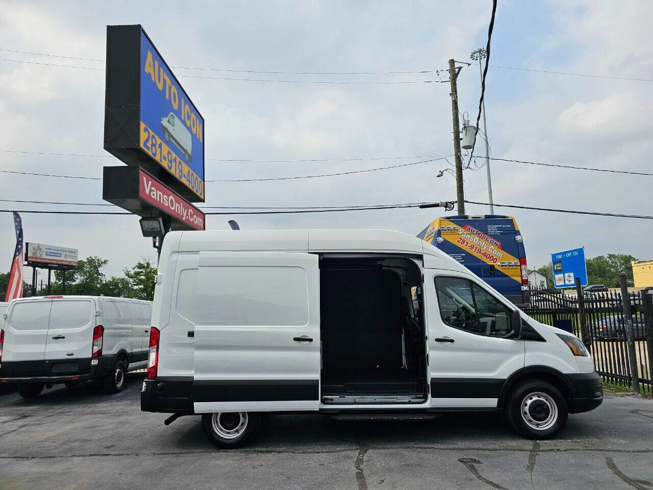 Used 2020 Ford Transit 250 148 High Roof w/ Load Area Protection Package image 5