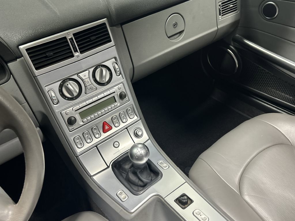Used 2005 Chrysler Crossfire Limited RWD image 48