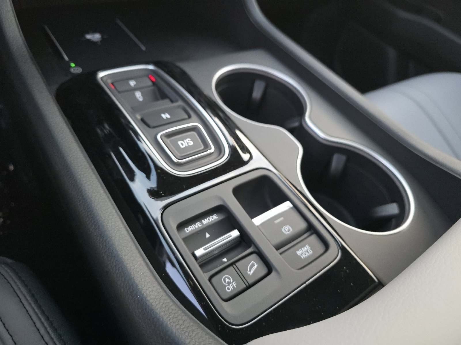 New 2025 Honda Pilot Touring image 38