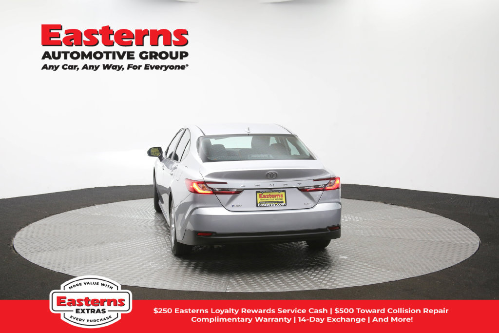 Used 2025 Toyota Camry LE FWD image 36