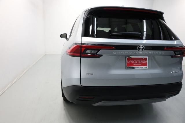 Used 2024 Toyota Grand Highlander Platinum image 59