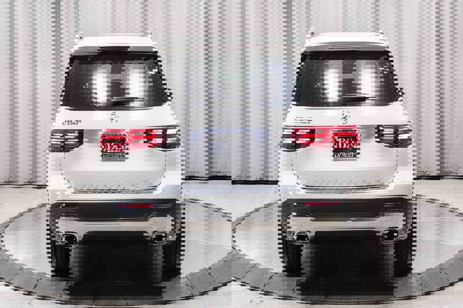 Certified 2026 Mercedes-Benz GLB 250 image 3