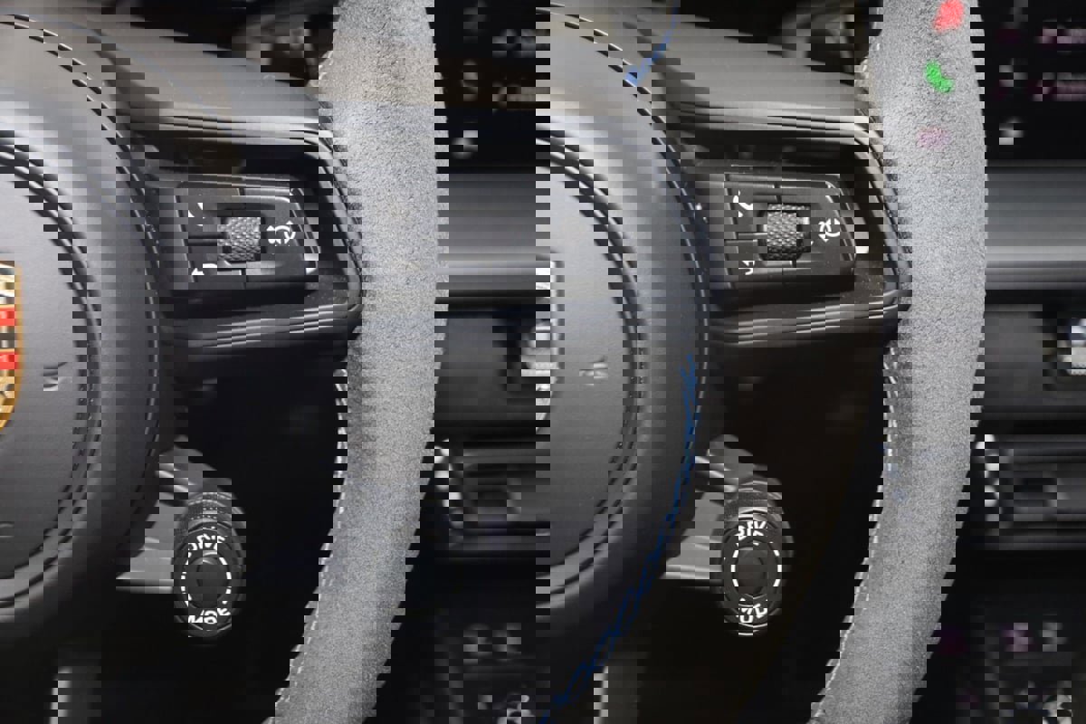 Used 2024 Porsche 911 GT3 image 51