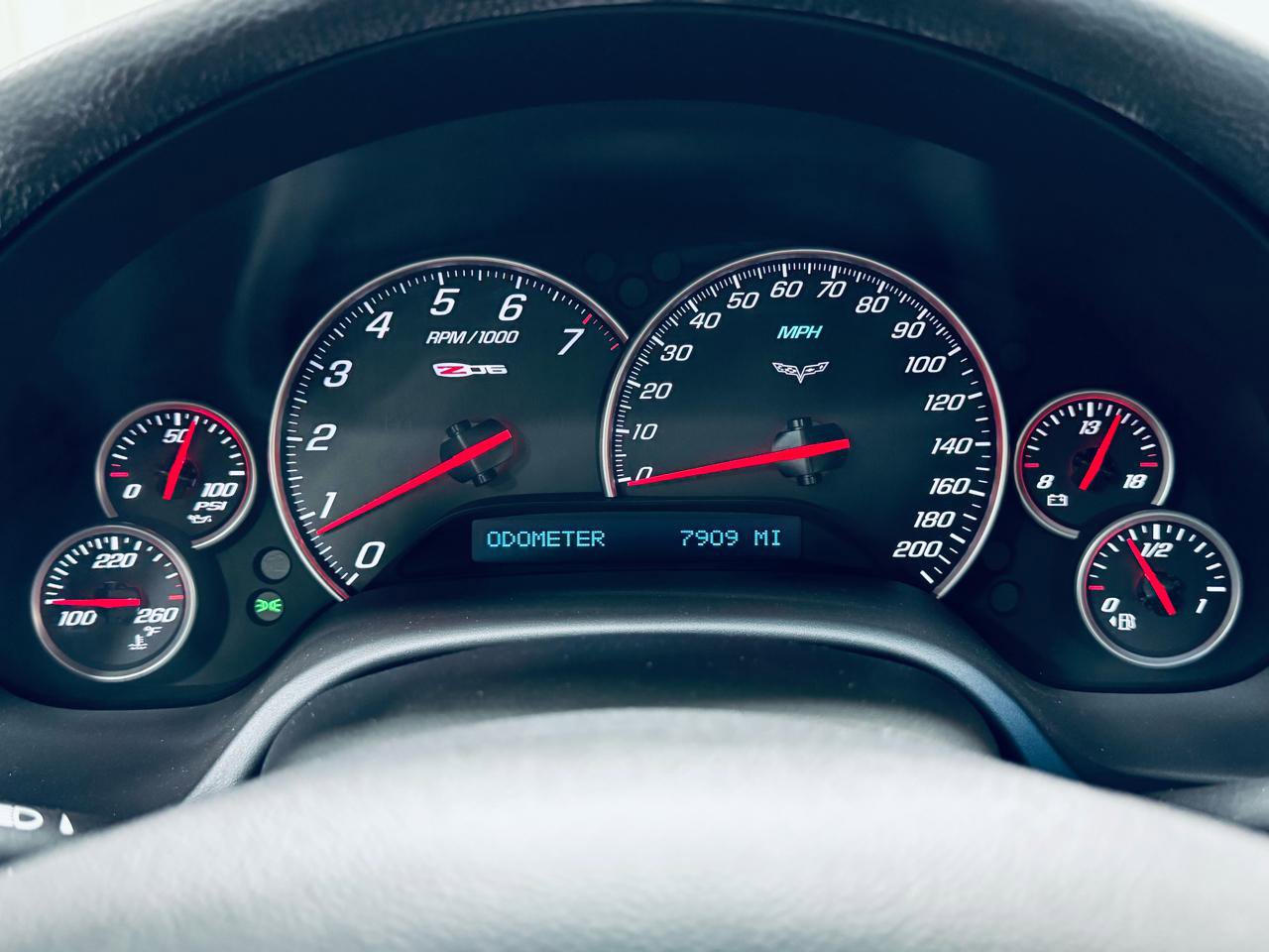 Used 2006 Chevrolet Corvette Z06 w/ Preferred Equipment Group RWD image 39