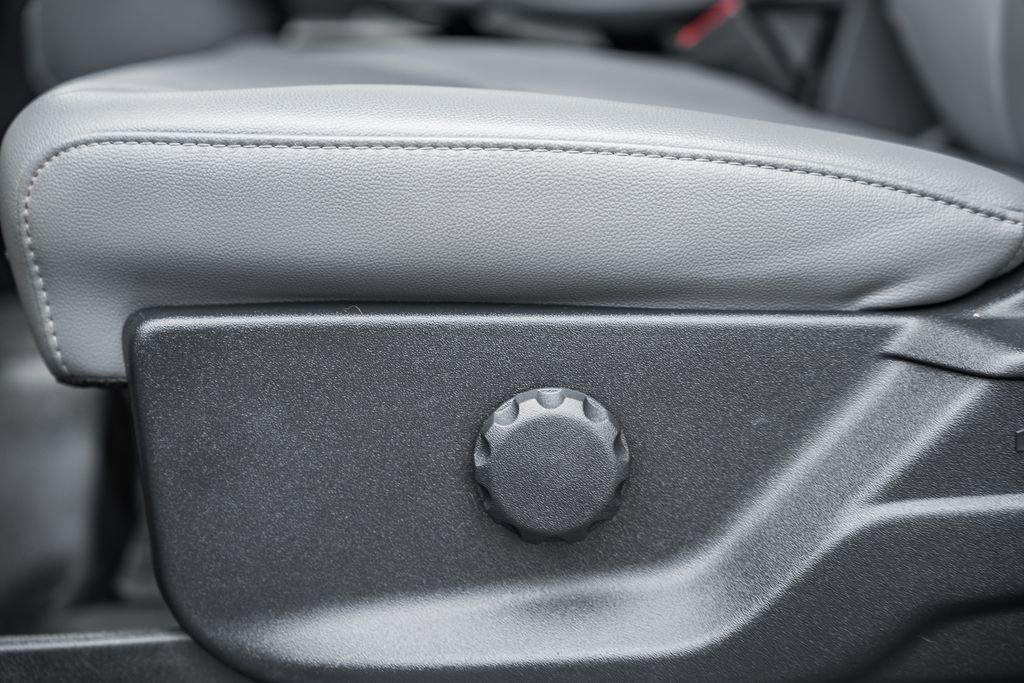 Used 2024 Ford F250 XL w/ Snow Plow Prep Package image 37