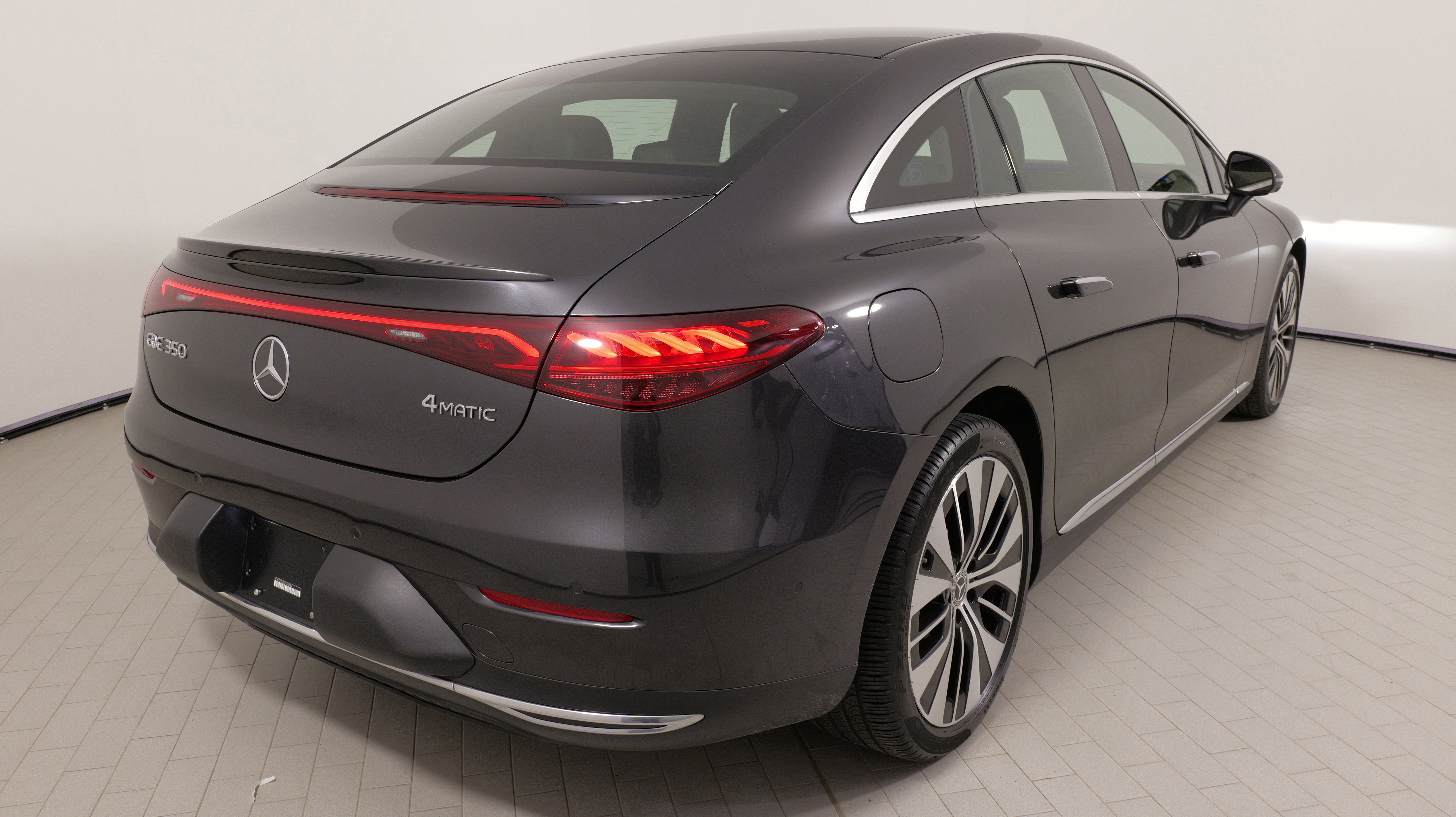 Used 2024 Mercedes-Benz EQE 350+ 4MATIC Sedan image 12