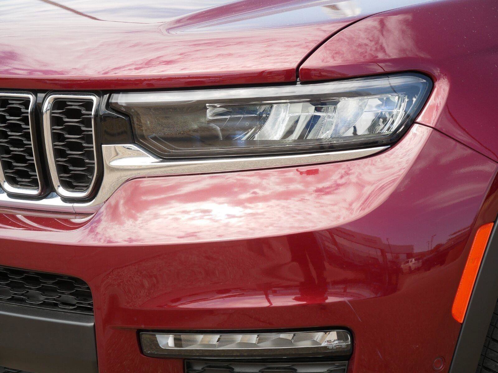 New 2025 Jeep Grand Cherokee L Limited AWD/4WD image 11