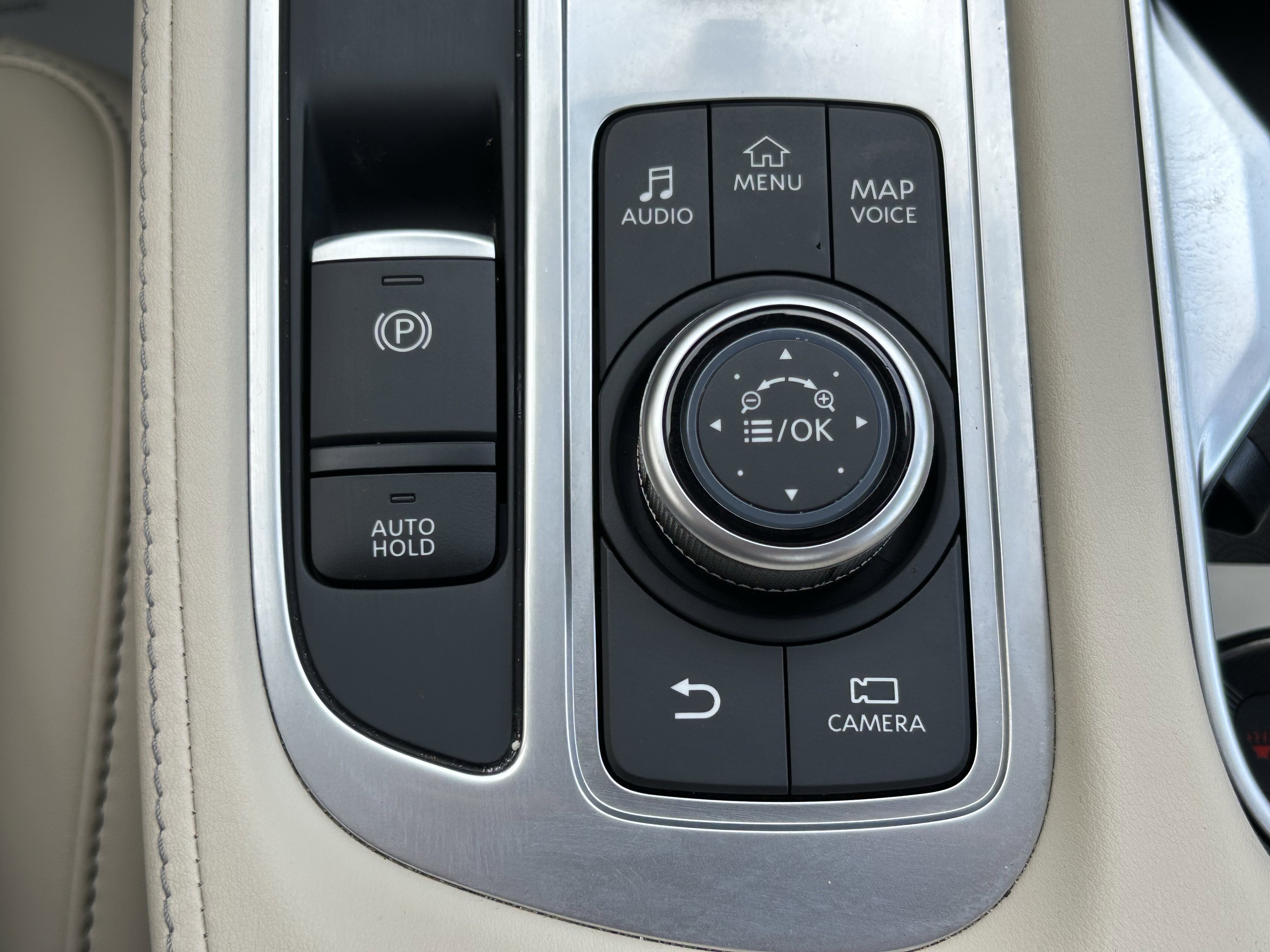 Used 2025 INFINITI QX60 Sensory w/ Vision Package AWD/4WD image 37
