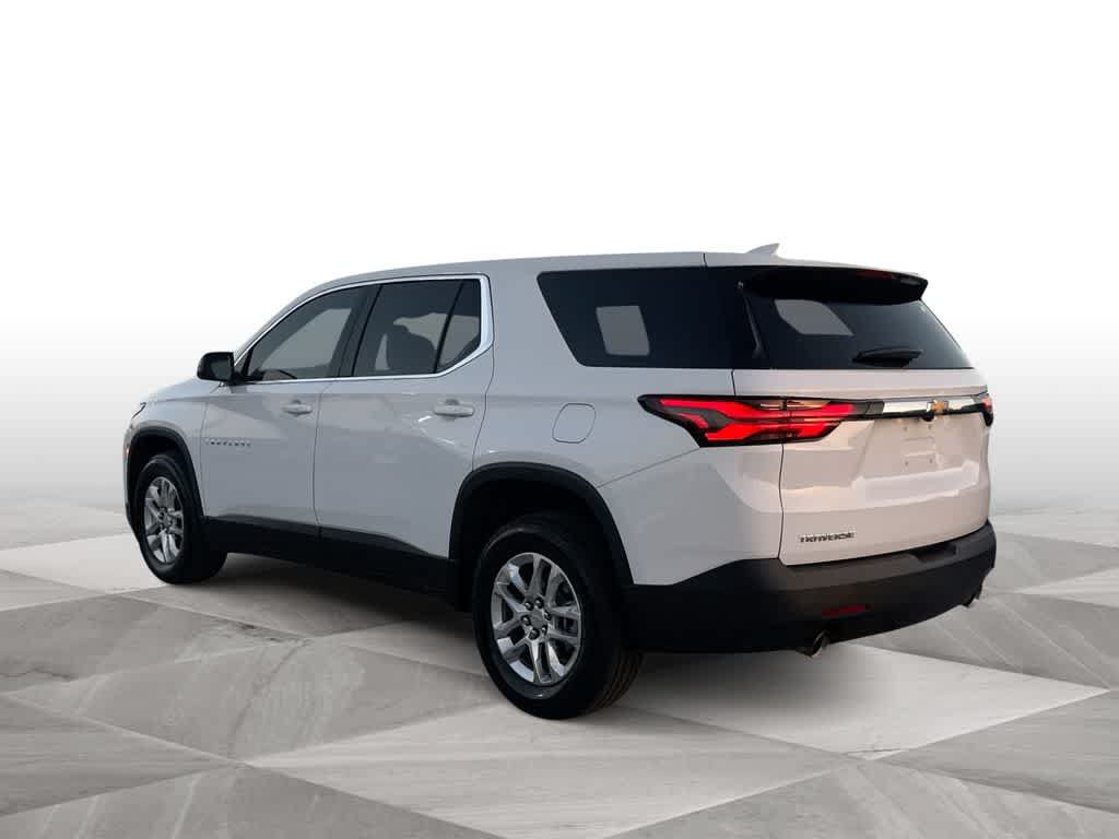 Used 2023 Chevrolet Traverse LS FWD image 6