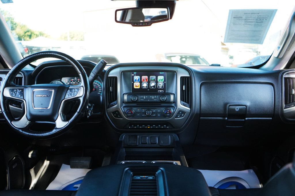 Used 2018 GMC Sierra 1500 Denali w/ Denali Ultimate Package AWD/4WD image 9