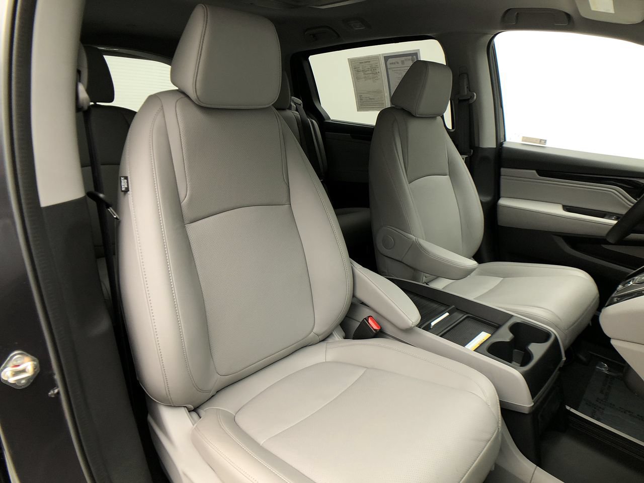 Used 2019 Honda Odyssey Elite image 14