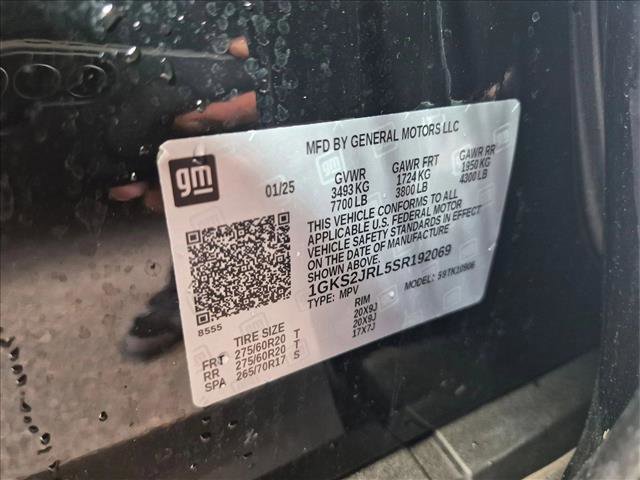 Used 2025 GMC Yukon XL Denali AWD/4WD image 25