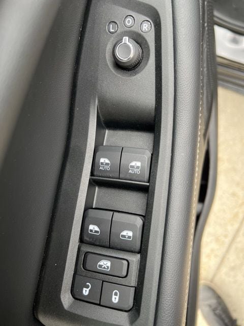 Certified 2024 Jeep Grand Cherokee Altitude AWD/4WD image 18